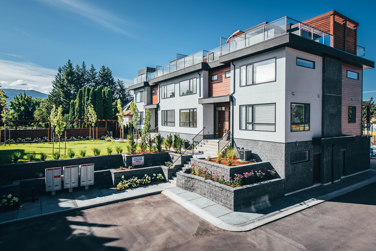 01 Okanagan Condo
