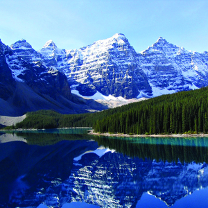 Banff Weekend Getaway for 2 mountains