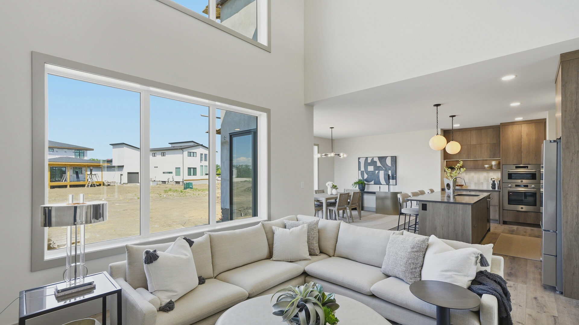 04 118 Greenbryre Avenue Stars 05