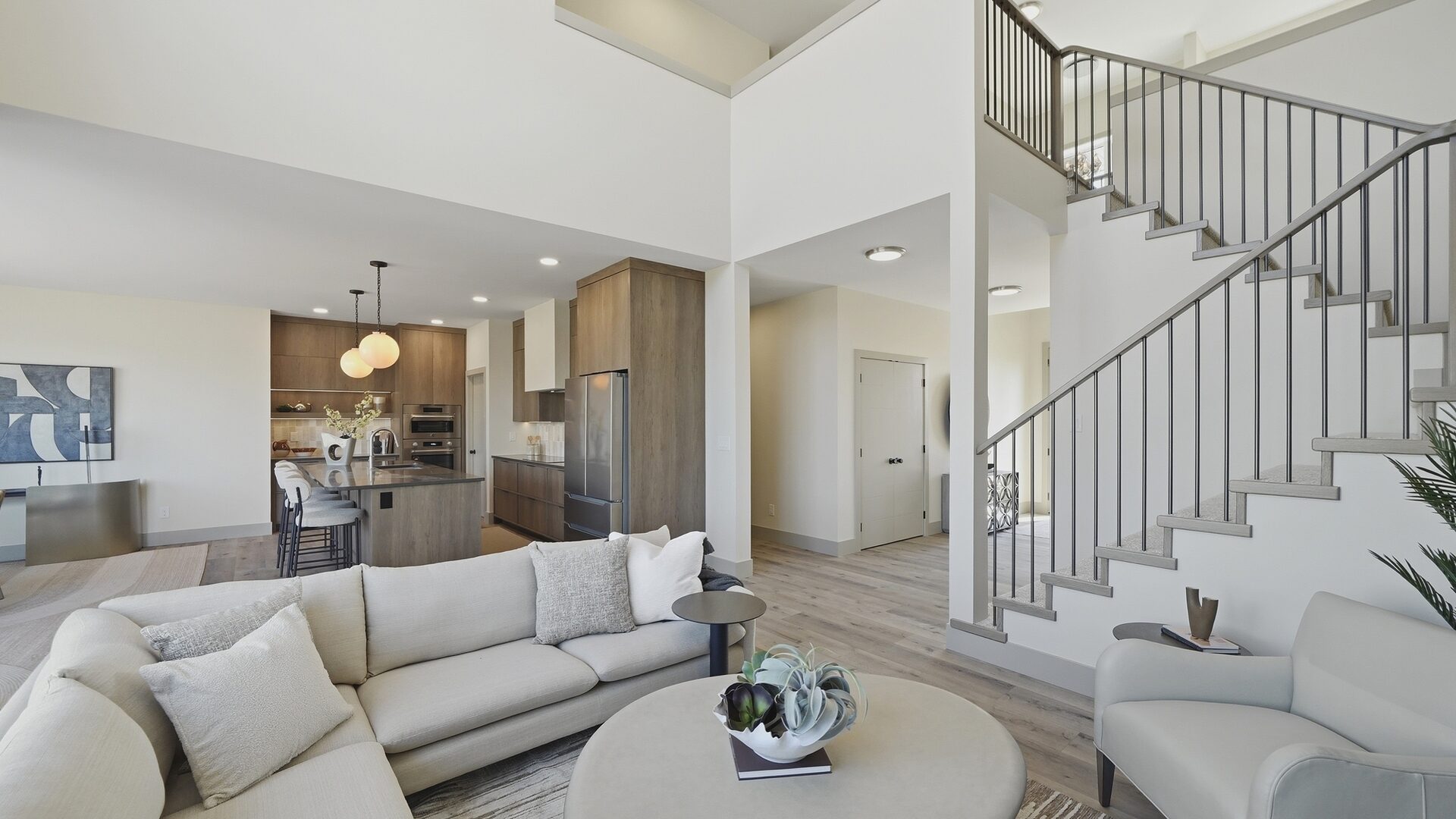 05 118 Greenbryre Avenue Stars 06