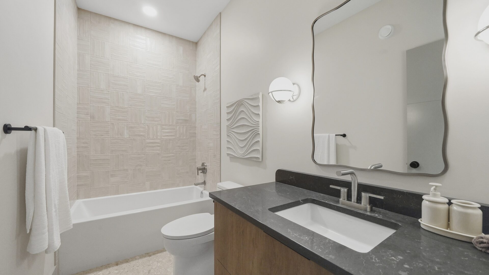33 118 Greenbryre Avenue Stars 33